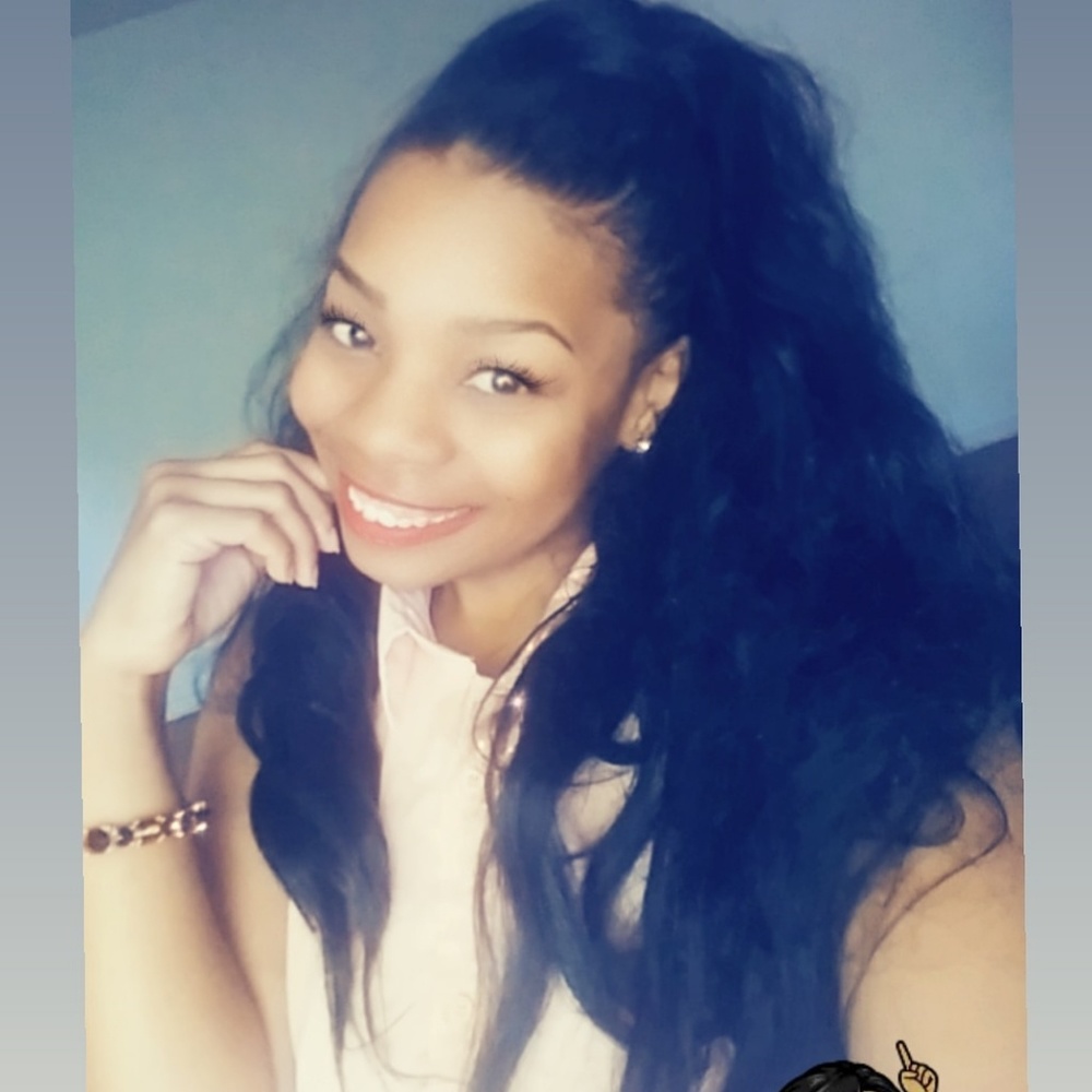 Meet your Posher, Ciera